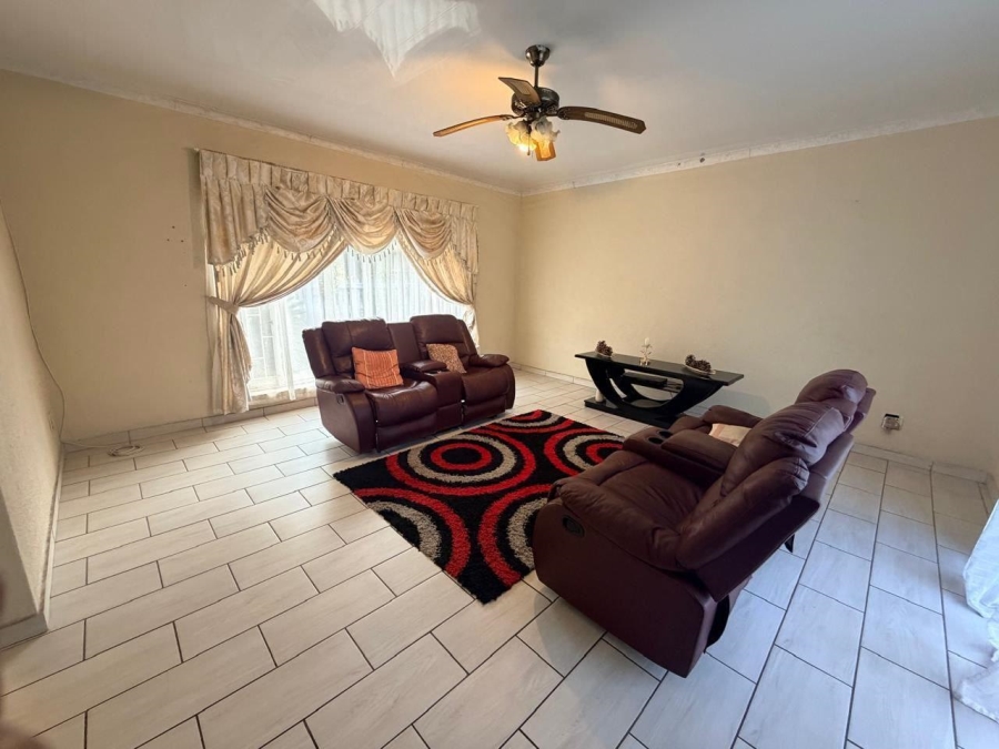 3 Bedroom Property for Sale in La Hoff North West
